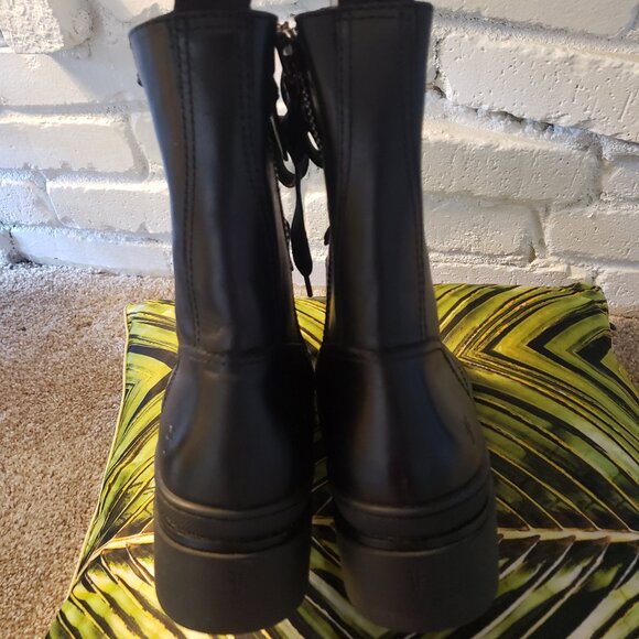 FRYE chloe combat boots Size 8 - Picture 5 of 9